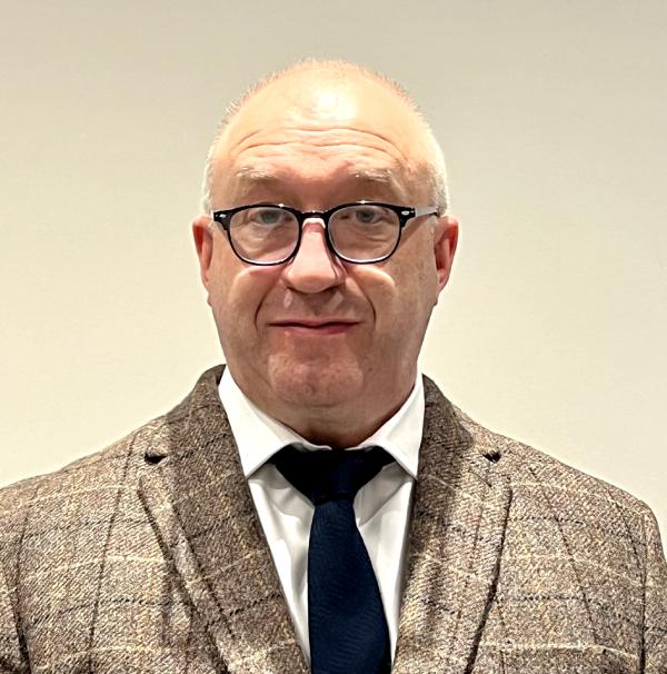 Dr. Paul Morrison