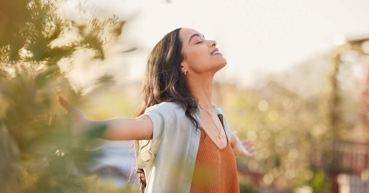 Best depression treatment in London near me at Save Minds located at Aura Centre, Charlbert St., London NW8 7BT, United Kingdom